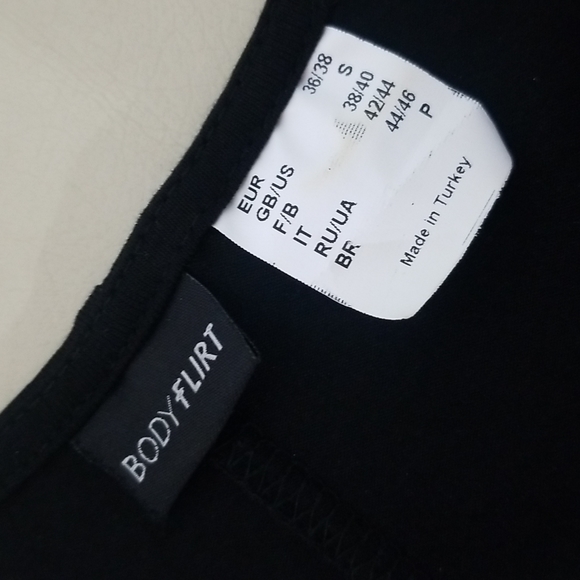 Mini Black Body Flirt fitted dress with sequins. Made in Turkey. - Picture 4 of 5